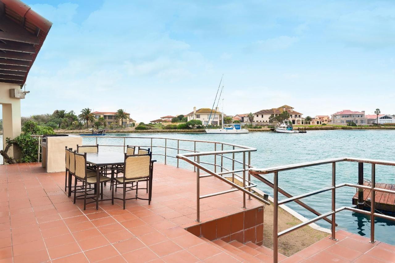 First Group Port Owen Marina Apartment เวลด์ดริฟ ภายนอก รูปภาพ