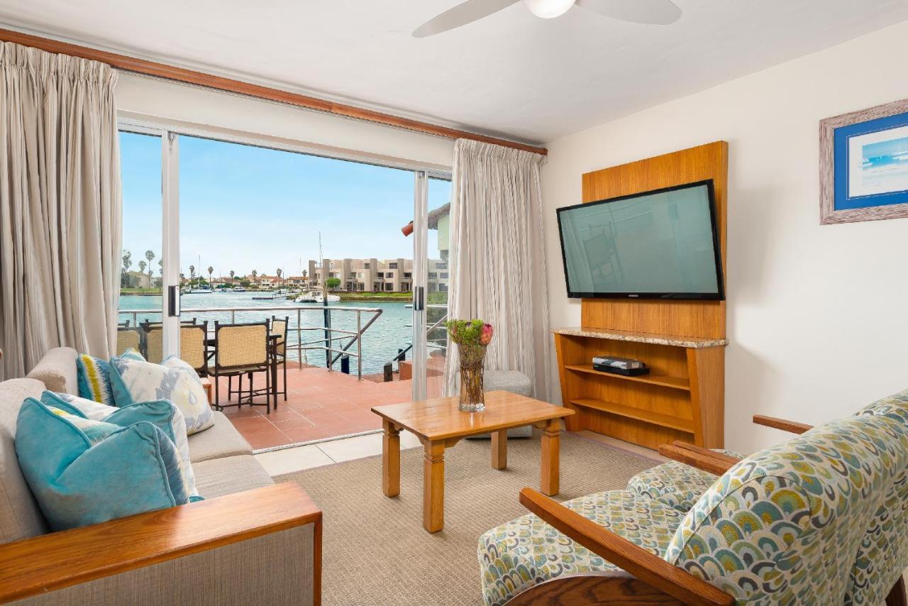 First Group Port Owen Marina Apartment เวลด์ดริฟ ภายนอก รูปภาพ